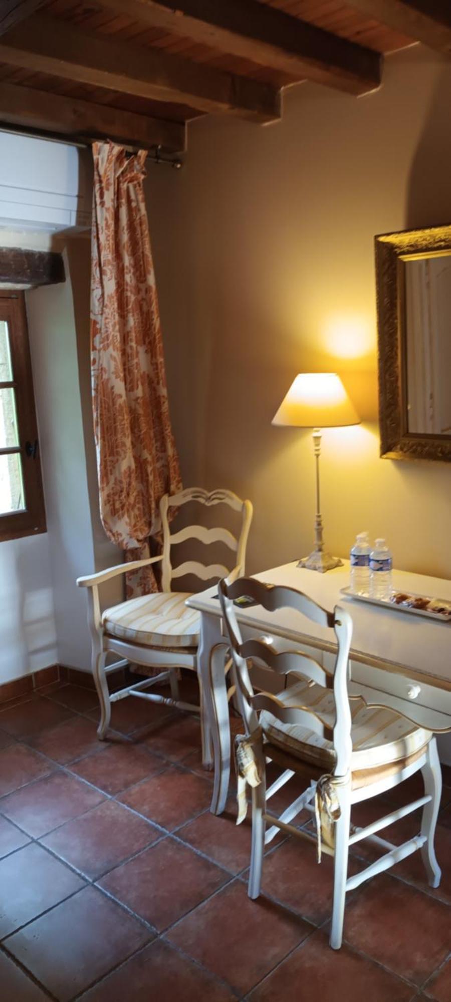 Le Vieux Moulin De Jouques Bed & Breakfast Exterior photo