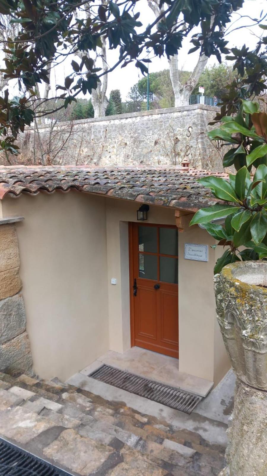 Le Vieux Moulin De Jouques Bed & Breakfast Exterior photo